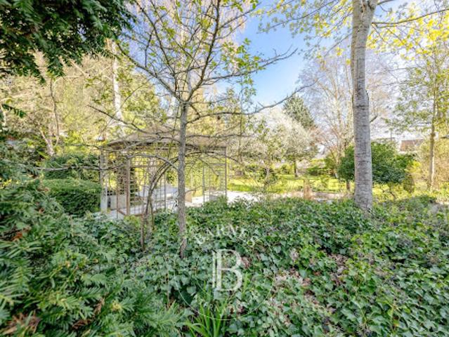 Vente Hôtel particulier 12 pièces 420 m2 Ville d'Avray