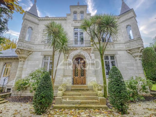Vente Hôtel particulier 15 pièces 410 m2 Nantes