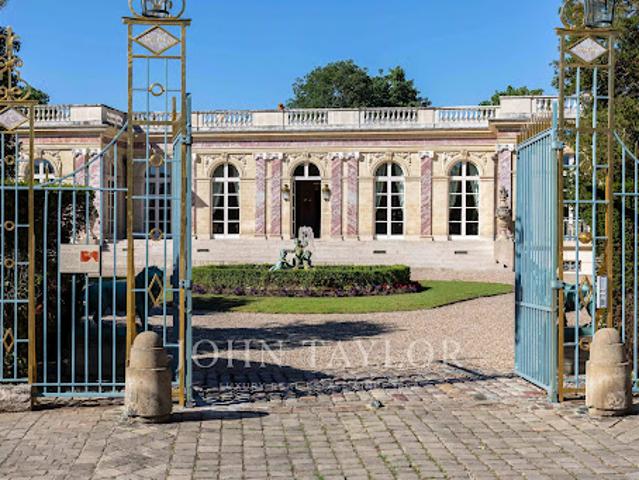 Vente Hôtel particulier 30 pièces 1769 m2 Le Vésinet
