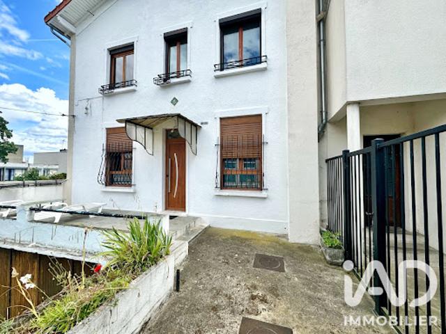 Vente Appartement 5 pièces 64 m2 Nanterre