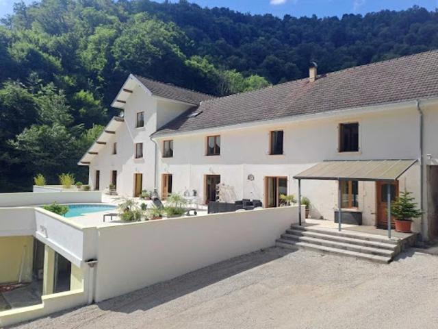 Vente Propriété 16 pièces 518 m2 Baume les Dames