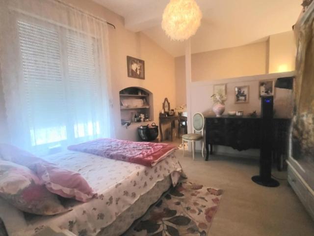 Vente Lignan sur Orb, superbe maison de maitre de 225 m², 6 pièces, 3 ch, et deux appartements