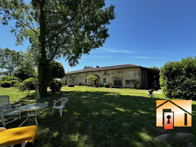 Vente Longère en pierre 288m² Sérignac sur Garonne