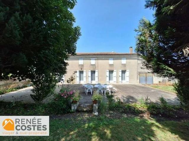 Vente Maison 4 pièces 124 m2 Jonzac