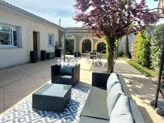 Vente Maison 5 pièces 164 m2 Eysines