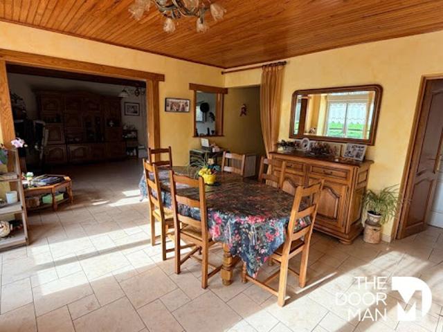 Vente Maison 5 pièces 133 m2 Le Tronchet