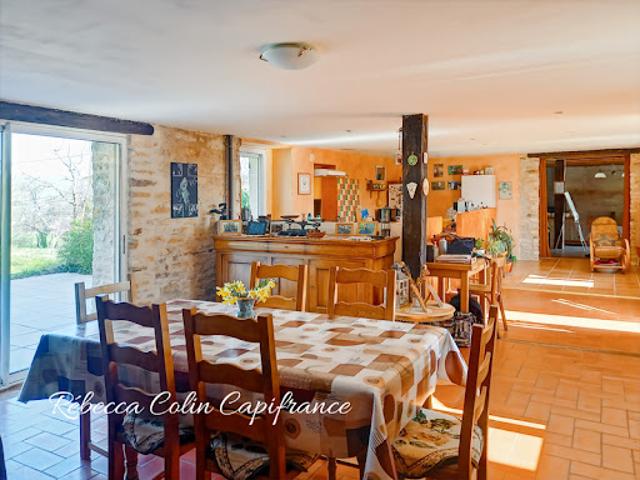 Vente Maison 6 pièces 171 m2 Brouchaud