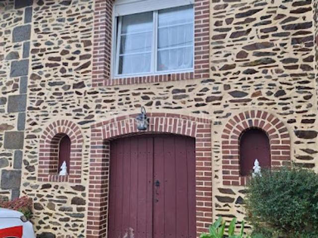 Vente Maison 6 pièces 200 m2 La Haie Traversaine