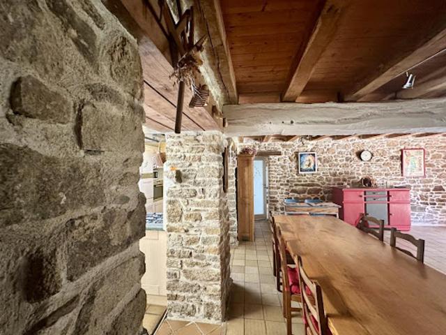 Vente Maison 6 pièces 202 m2 Fay de Bretagne