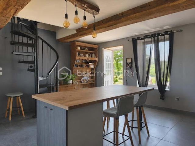 Vente Maison 7 pièces 206 m2 Saint Patrice du Désert