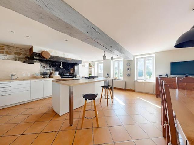 Vente Maison 7 pièces 320 m2 Lapeyrouse