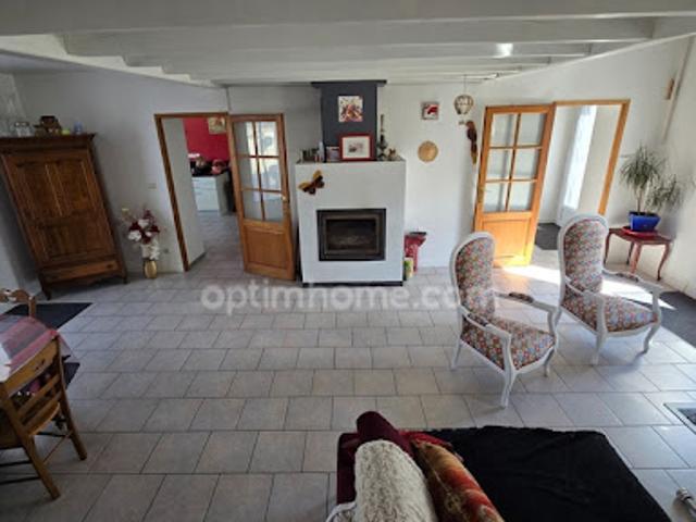 Vente Maison 8 pièces 185 m2 Léognan