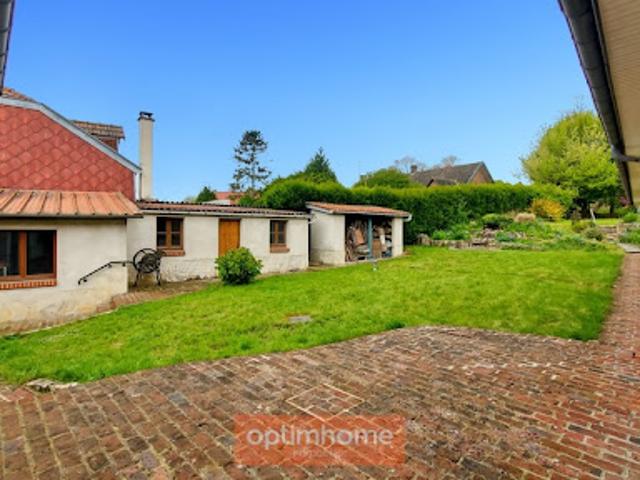 Vente Maison 8 pièces 132 m2 Berneville