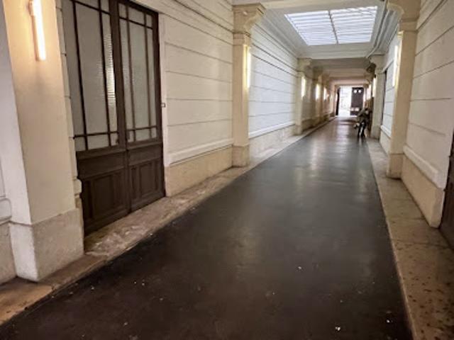 Vente Loft 2 pièces 47.66 m2 Paris 2ème
