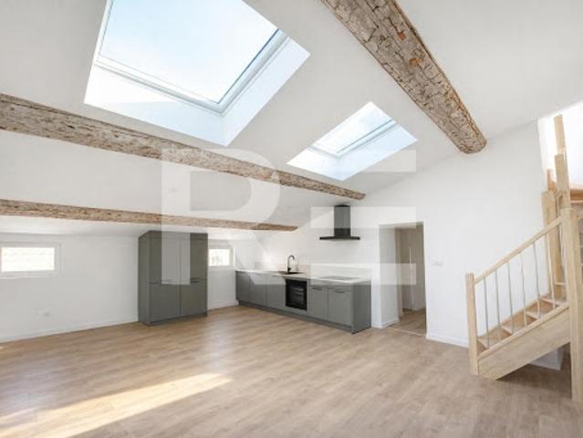 Vente Loft 2 pièces 49.88 m2 Nimes