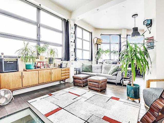 Vente Loft 3 pièces 67 m2 Paris 19ème