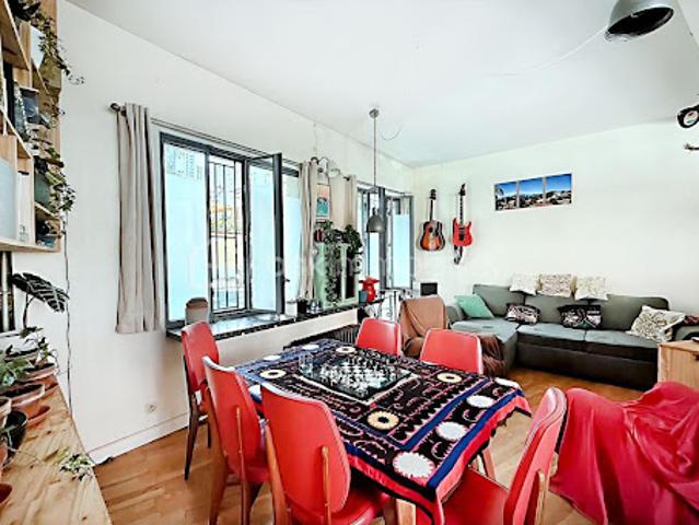 Vente Loft 3 pièces 82 m2 Paris 19ème