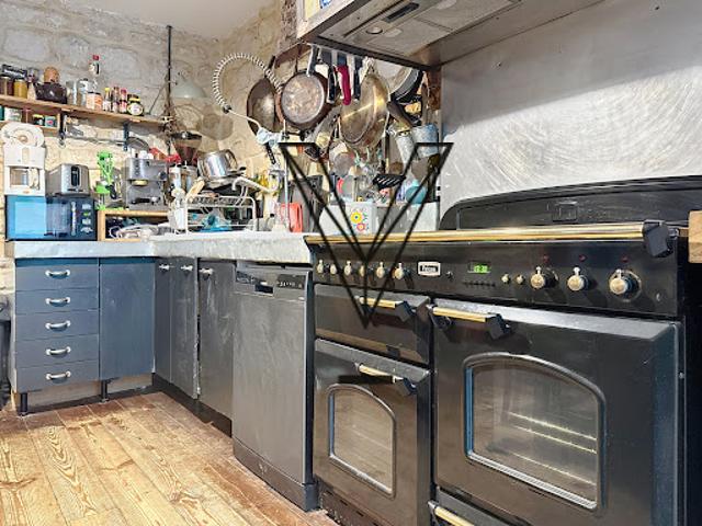Vente Loft 4 pièces 151.62 m2 Paris 15ème