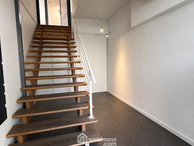 Vente Loft 5 pièces 176.44 m2 Mazé Milon