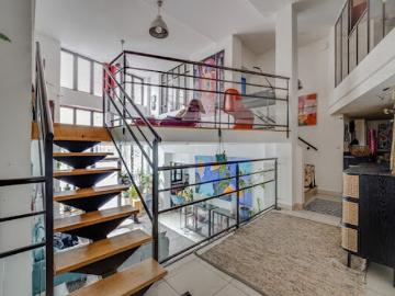 Vente Loft 6 pièces 142 m2 Montreuil