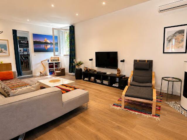 Vente Loft 6 pièces 268 m2 Cluses