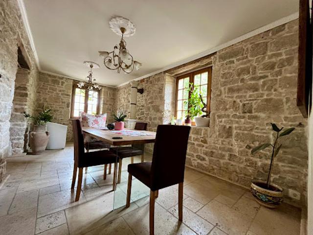 Vente Manoir 10 pièces 205 m2 Port Lesney