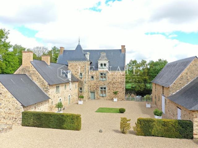 Vente Manoir 11 pièces 470 m2 Craon