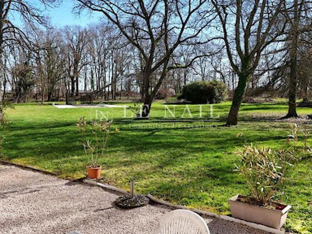 Vente Manoir 19 pièces 830 m2 Digoin