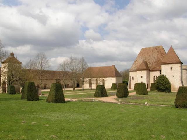 Vente Manoir 500 m2 Avermes