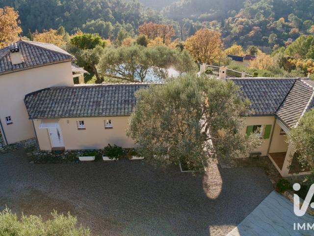 Vente Maison/villa 7 pièces 204m² Claviers