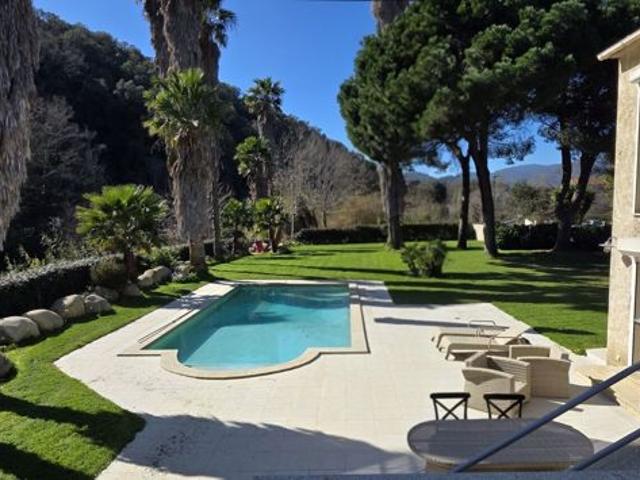 Vente Maison/villa 8 pièces
