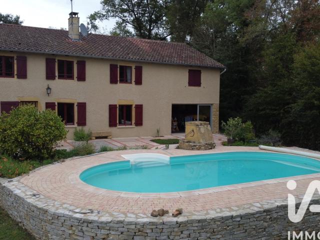 Vente Maison/villa 9 pièces 241m² Saint Bonnet de Cray