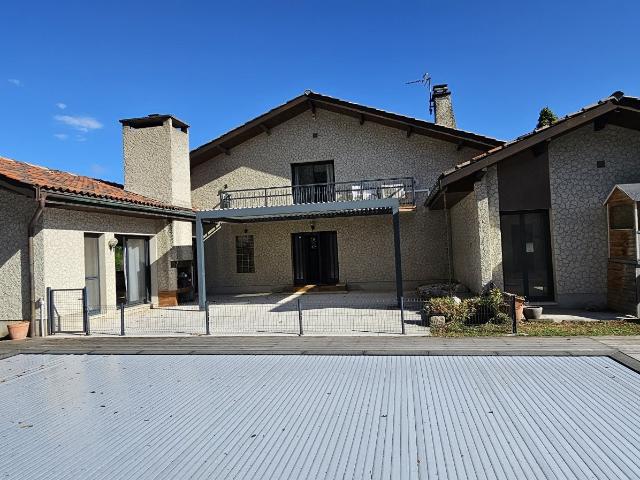 Vente Maison/villa 9 pièces 272m² Eybens