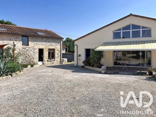 Vente Maison/villa 9 pièces 273m² Archigny