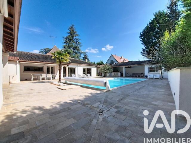 Vente Demeure 9 pièces 305m² Pradines