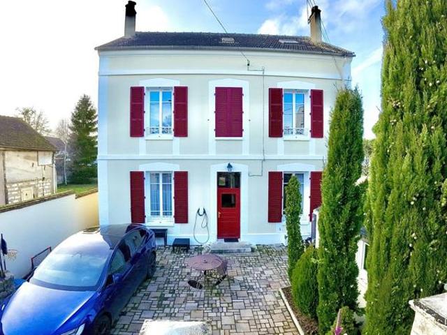 Vente Maison/villa 11 pièces