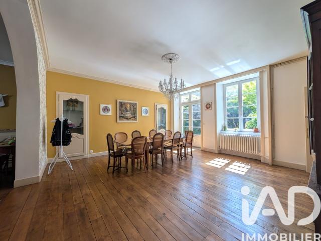 Vente Maison/villa 11 pièces 370m² Saint Yrieix la Perche