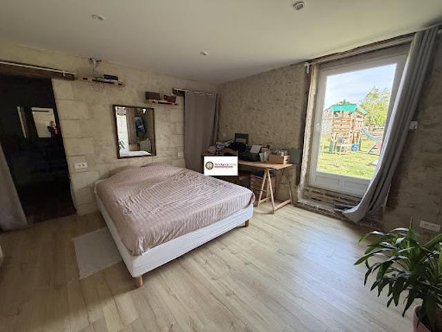 Vente Maison 3 pièces 104 m2 Le Mêle sur Sarthe