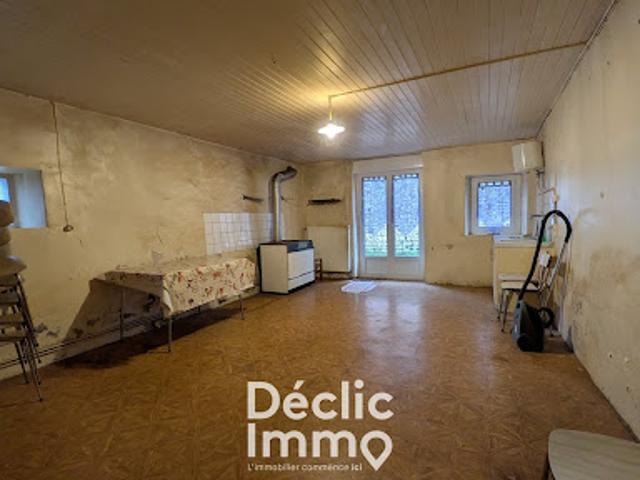 Vente Maison 3 pièces 104 m2 Londigny