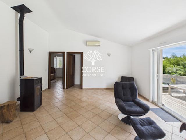 Vente Maison 3 pièces 105 m2 Ventiseri