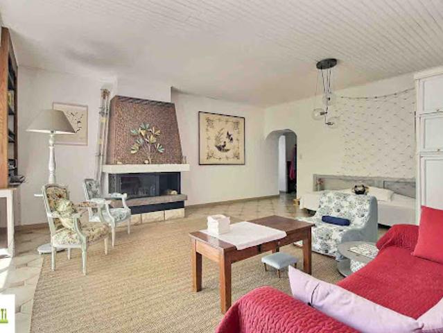 Vente Maison 4 pièces 106 m2 Sainte genevieve des bois