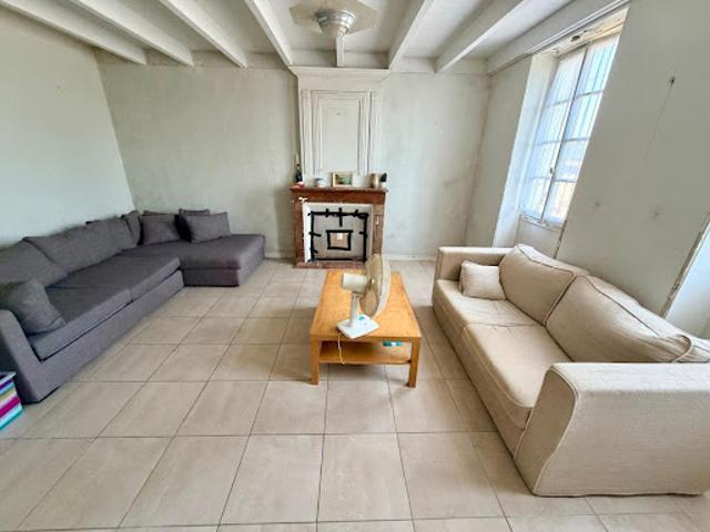 Vente Maison 3 pièces 107.83 m2 Saint André de Lidon
