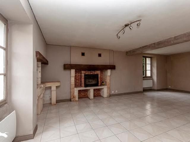 Vente Maison 3 pièces 109 m2 Champagnac de Belair