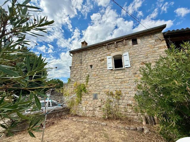 Vente Maison 3 pièces 100 m2 Saint Genest de Beauzon