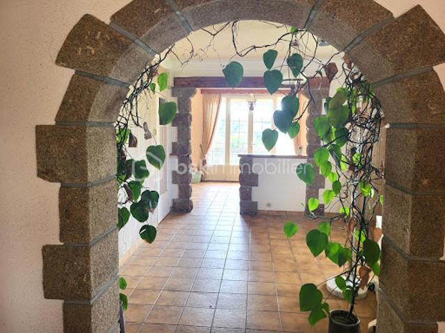 Vente Maison 3 pièces 100.48 m2 Isigny le Buat