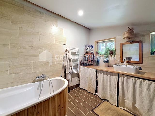 Vente Maison 3 pièces 101 m2 Lanta