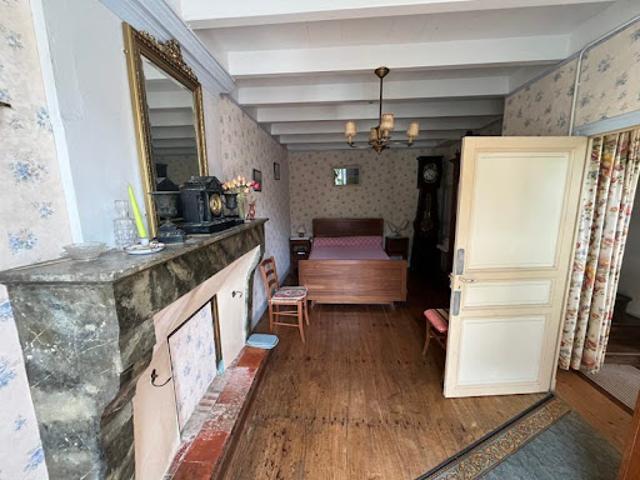 Vente Maison 3 pièces 103 m2 Asnières la Giraud