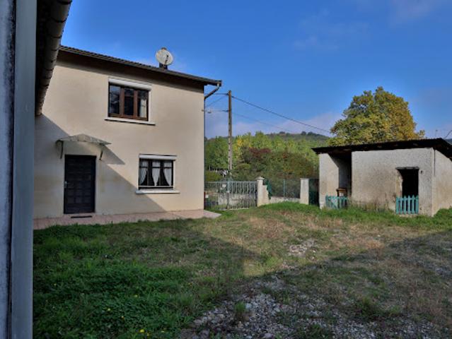 Vente Maison 3 pièces 110 m2 Oytier Saint Oblas