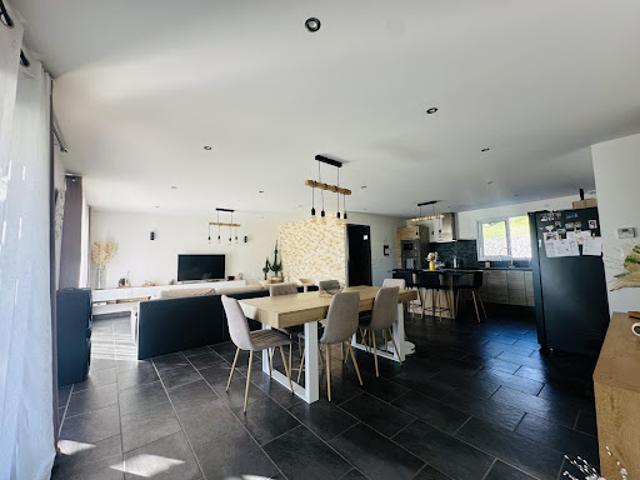 Vente Maison 3 pièces 110 m2 Celles sur Durolle
