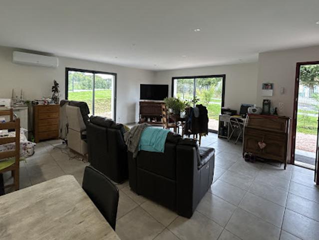 Vente Maison 3 pièces 125 m2 Sauviat